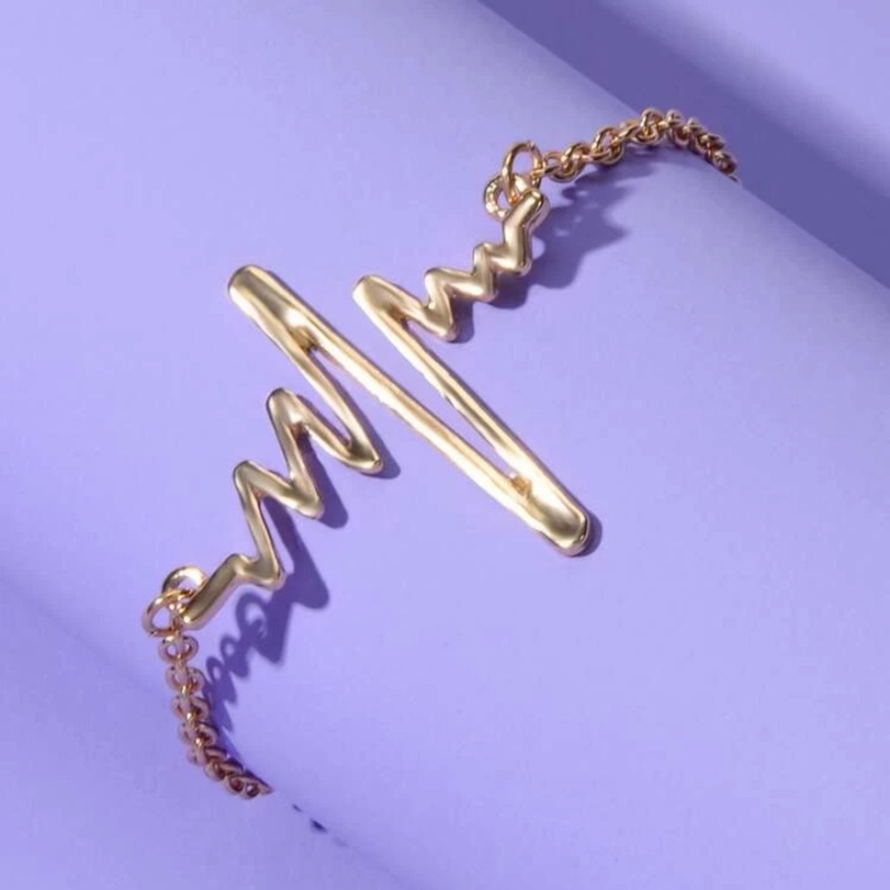🆕3/$30 gold heartbeat bracelet - Picture 2 of 4